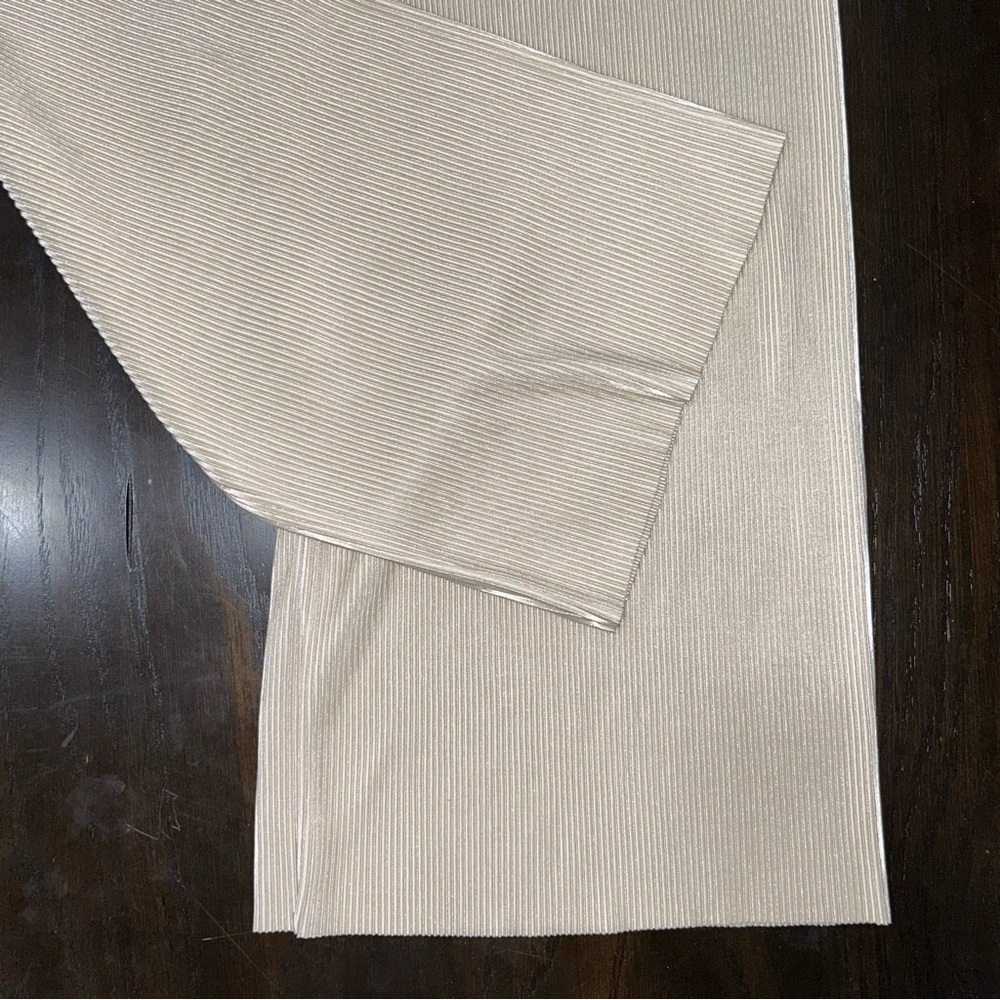 NWOT anthropology RO&DE Casual Plisse pants, wide leg pleated woman’s La… - Picture 5 of 7